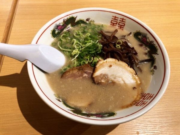 「博多ラーメン」@三代目 博多 だるま アクアシティお台場店の写真