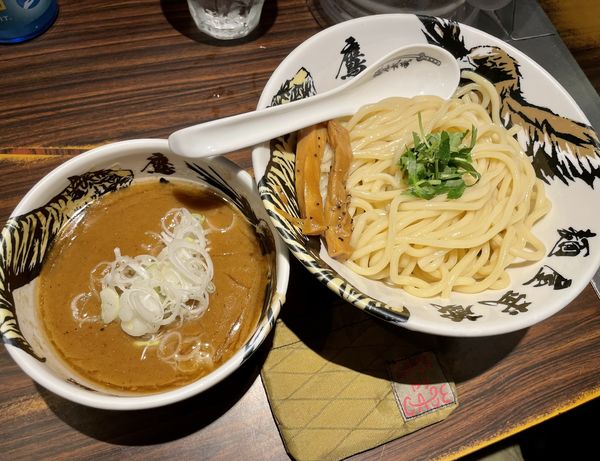 「ど!!濃厚つけ麺（大）」@麺屋武蔵 鷹虎の写真