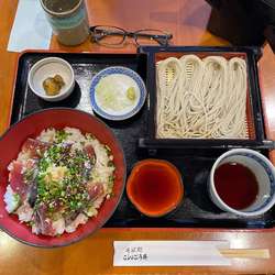 初鰹の漬け丼へぎそばセット