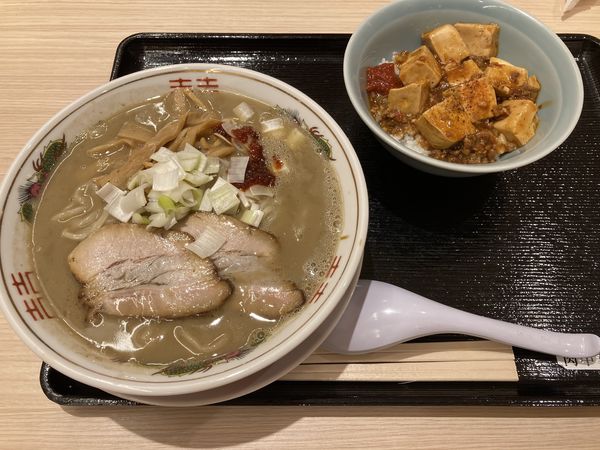 「濃い口煮干し中華そば　辛口　　ミニマーボー丼」@肉中華 高橋の写真