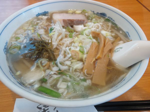 「塩ラーメン　７００円」@中華食堂 豊華の写真