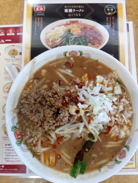 「2022年7月限定、辣菜麺830円(クーポン他で679円)」@餃子の王将 柏松ヶ崎店の写真