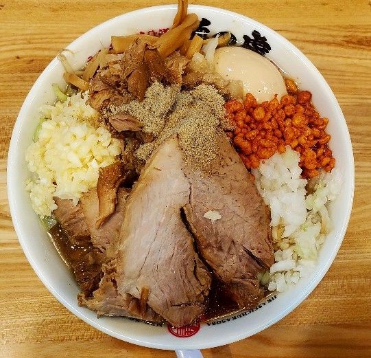 「特性ニボ二郎」@自家製中華そば 麺の虜の写真