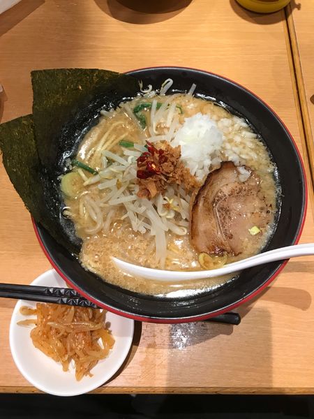 「醤油豚骨」@博多一風堂コレクション 町田店の写真