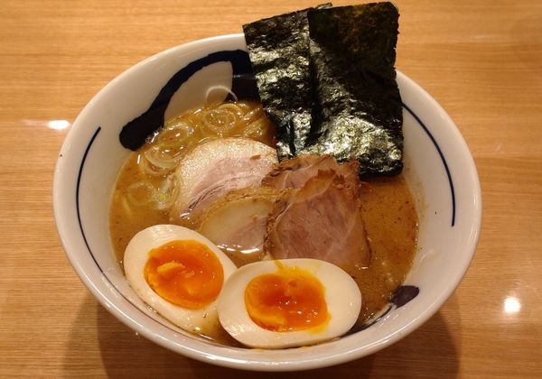 「濃厚特製らーめん」@つじ田 大森店の写真