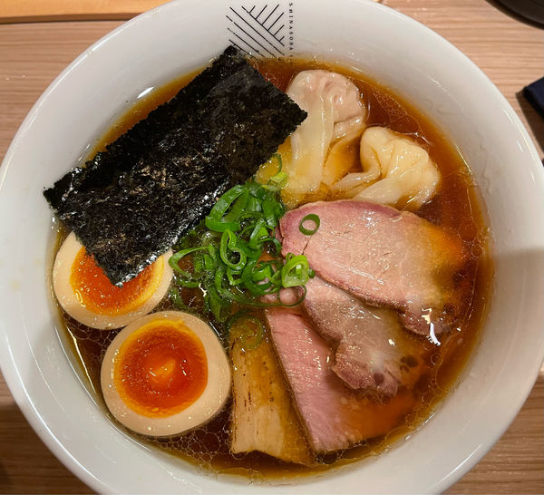 「特製醤油らーめん」@支那蕎麦 澤田の写真