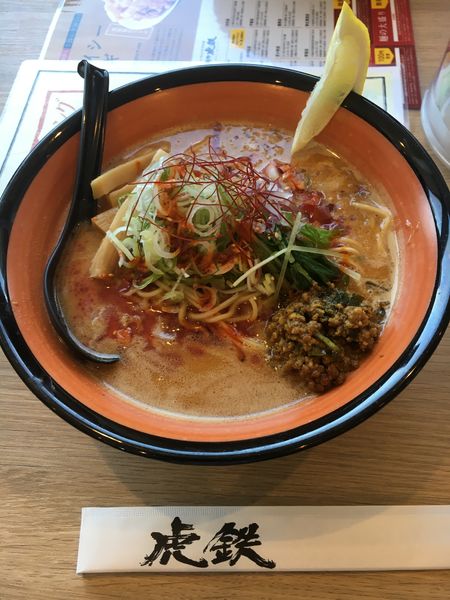 「辛味噌らーめん」@麺や 虎鉄 西岡店の写真