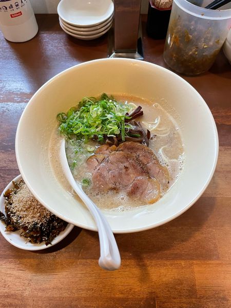 「博多豚骨らーめん」@幸心堂の写真