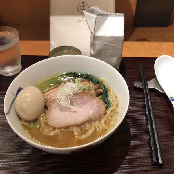 「塩(手もみ)+味玉」@麺 みつヰの写真