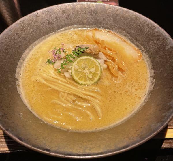 「牡蠣白湯「koeru」」@NEXT□の写真