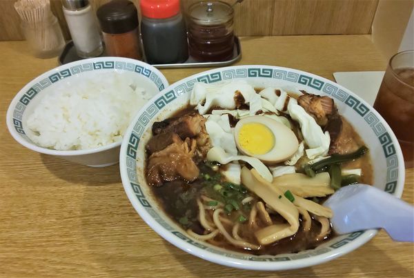 「太肉麺」@桂花ラーメン 新宿西口店の写真