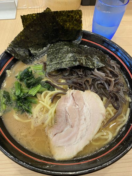 「ラーメン（大）＋キクラゲ」@家系 麺場寺井の写真