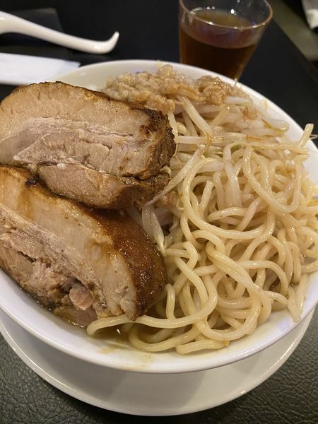 「ラーメンmacroチャーシュー2枚1100」@人類みな夢を乗せて 赤坂店の写真