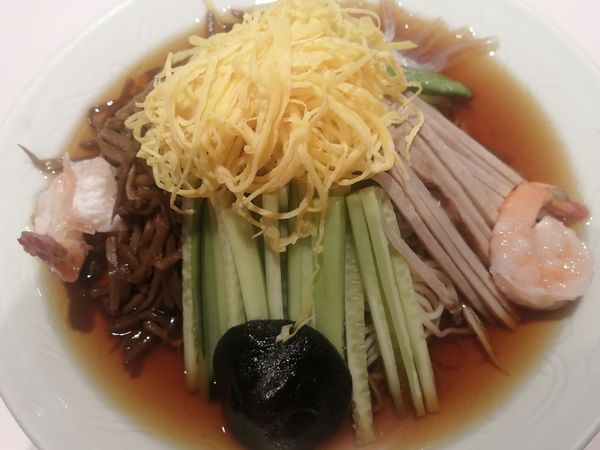 「五色涼拌麺（元祖冷し中華）¥1540（シューマイ付）」@揚子江菜館の写真