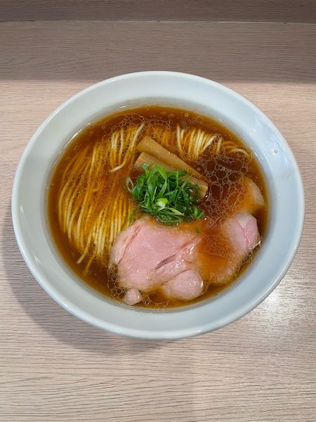 「醤油らーめん(700円)」@麺笑巧真の写真