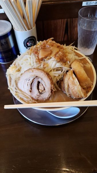 「ラーメン250g豚増し🐷🐷生卵」@麺屋 櫻弐の写真