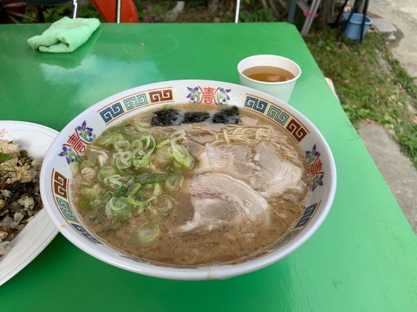 「ラーメンと高菜チャーハン」@屋台久留米ラーメン とんぱ〜れの写真