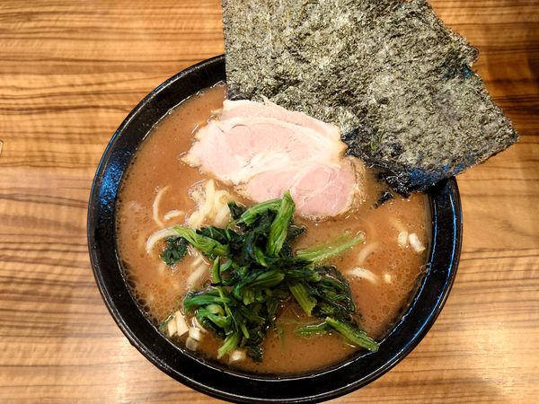 「ラーメン￥700　ライスサービス」@横浜家系らーめん 二代目 武道家の写真