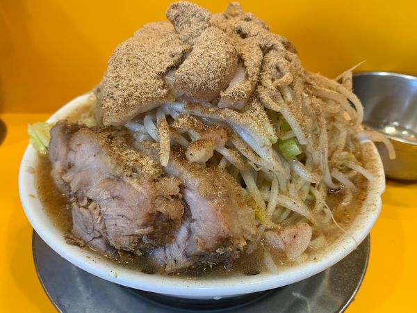 「大ラーメン　ヤサイスコシアブラ　和風BB   生たまご」@ラーメン二郎 八王子野猿街道店2の写真