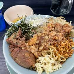 オリソバ(ニンニク少なめ、アブラちょい増し)、生卵