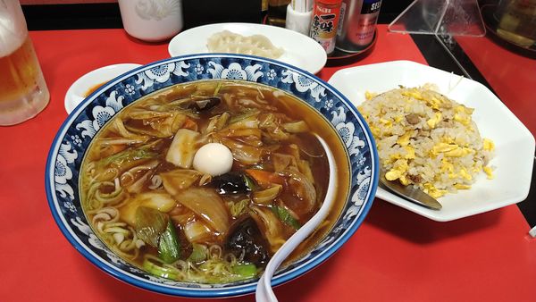 「天鳳麺+半チャーハン(Aセット)+水餃子+樽生」@空港ラーメン 天鳳の写真