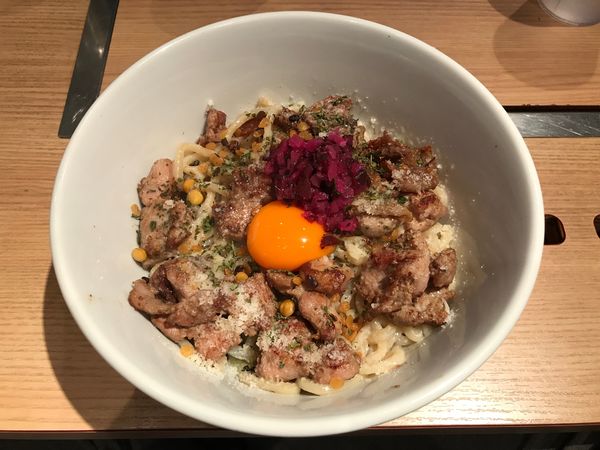 「築地宮川鶏ばかりまぜそば　1000円」@おそうざいと煎餅もんじゃ さとうの写真