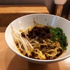 担々麺 つるやの画像