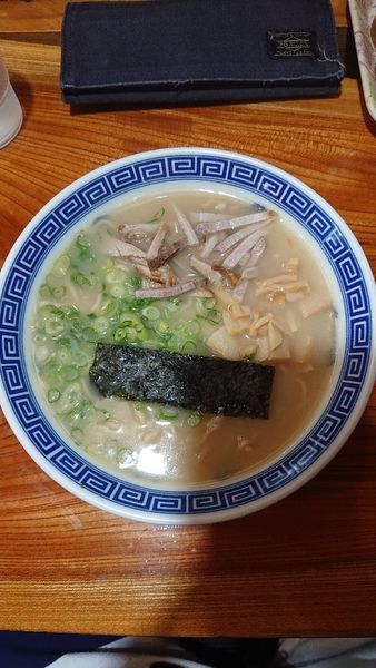 「ラーメン」@元祖とんこつラーメン 南京千両の写真