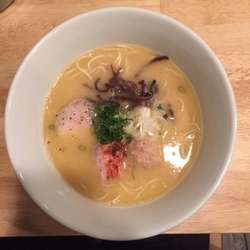 博多水炊きらーめん