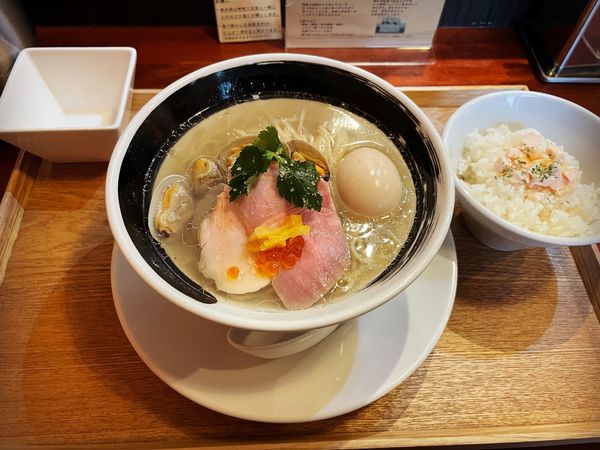 「浅利とムール貝の汐そば」@麺処しろくろの写真