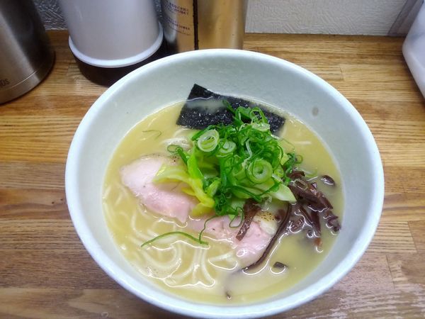 「鷄白湯塩ラーメン850円」@麺や 福一の写真