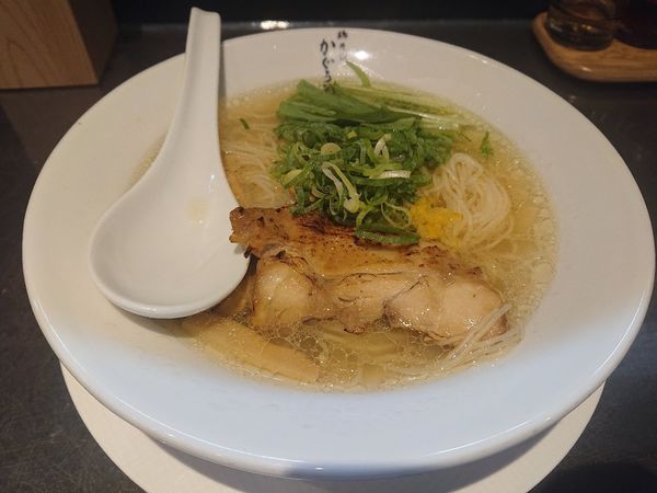 「あっさり鶏そば（８５０円）＋大盛（６０円）」@鶏そば かぐら屋 上野御徒町店の写真