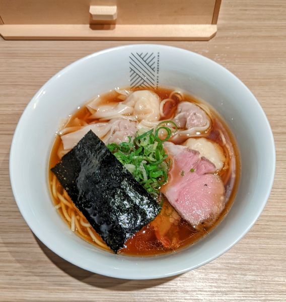 「醬油ワンタン麺　1,050円」@支那蕎麦 澤田の写真