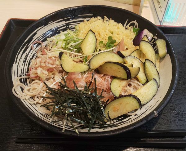 「冷し薬味そば」@ゆで太郎 淡路町店の写真