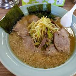 ネギチャーシューメン　中　1,100円