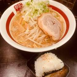 らーめん720円　ねぎ110円　塩むすび80円