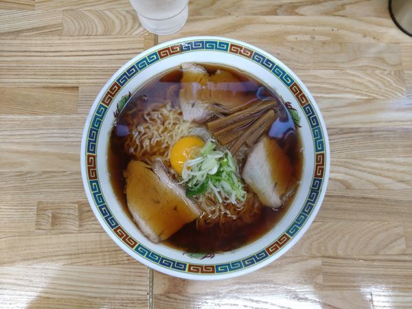 「月見ラーメン大 680円」@くどうラーメンの写真
