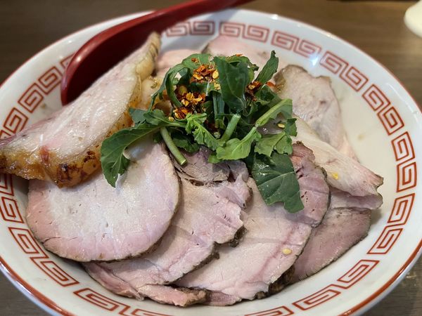 「炭火香るまぜそば」@自家製麺と自然派食材 晴耕雨読の写真