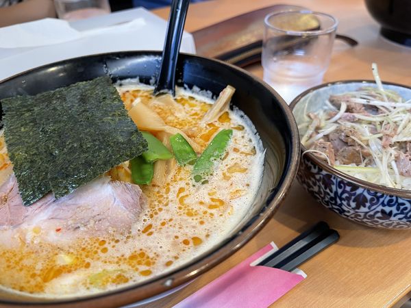 「ネギラーメン　ゴマ味」@孫悟空 浦安店の写真