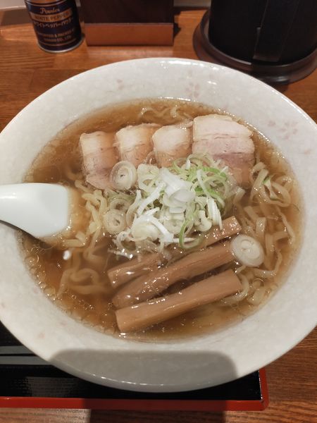 「中華そば(塩)」@麺とおばんざいとお酒のお店 佳什の写真