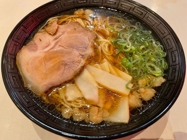 「尾道ラーメン（並）680円」@東珍康の写真