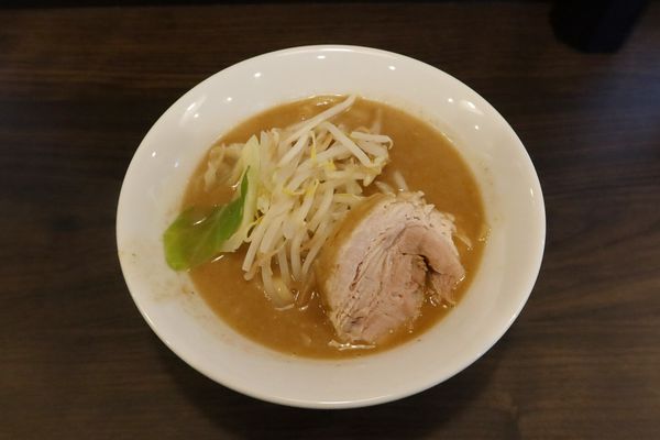 「ミニラーメン￥８００（野菜少なめ）」@ラーメン つづきの写真