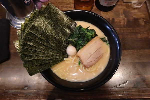 「ラーメン￥７５０＋のり￥１００」@横浜家系ラーメン 金山家の写真