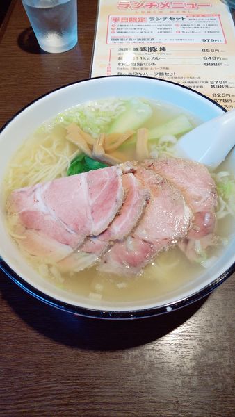 「まろやか天然潮らぁめん（トッピング:チャーシュー）」@山本さん家 宿郷店の写真