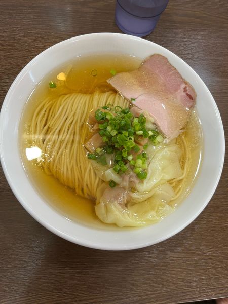 「ワンタン塩そば 950円」@中華そばイデタの写真