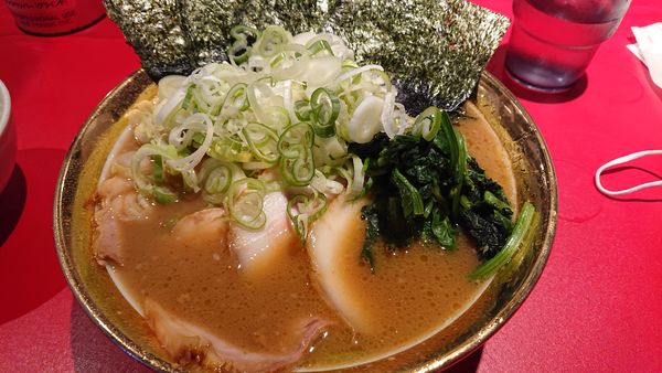 「チャーシュー麺中＋海苔＋ネギ＋半ライス」@厚木家の写真