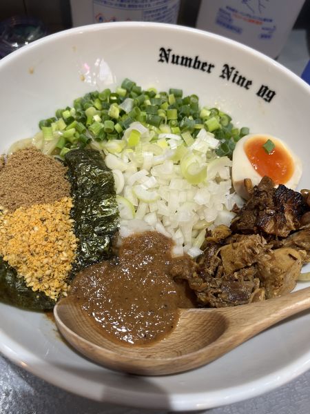 「まぜそば」@麺Dining Number Nine 09の写真