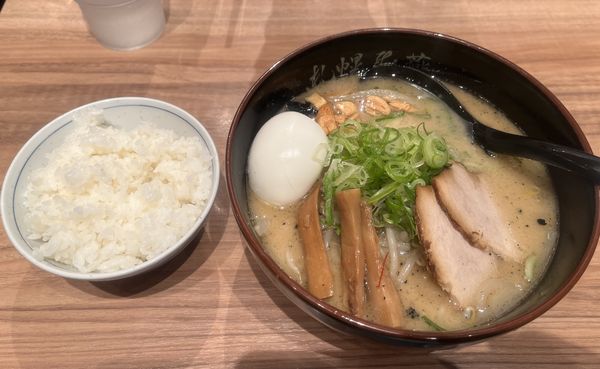 「塩ラーメン」@札幌飛燕の写真