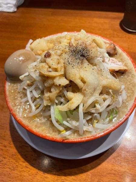 「麺少なめ玉子付き 850円」@らーめん バリ男 大森店の写真