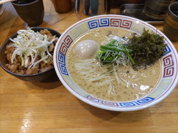 「冷や牡蠣蕎麦·味玉·ネギチャーシューご飯」@我的中華そば 机上の空論。の写真